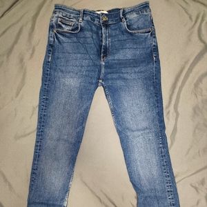 ZARA classic stretch skinny jeans - size 8